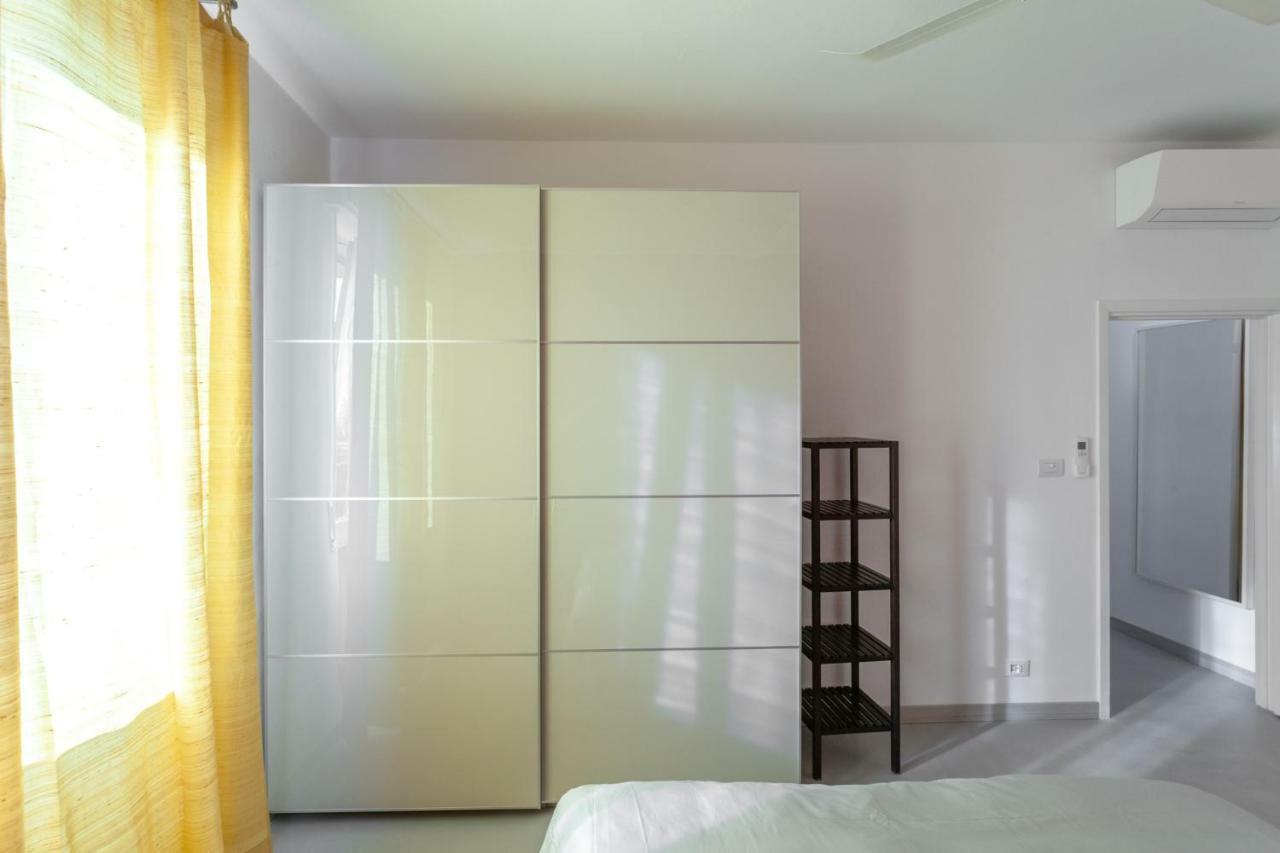 Sunset House - Smart House - Milano Mico Apartment Bagian luar foto